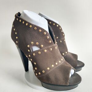 Steve Madden Devi Heels 7.5 Gray Suede Studded 5" Thick Heels Cutouts Platform